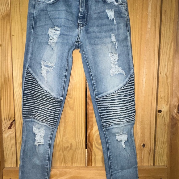 Fashion Nova Denim - Fashion Nova Women's Distressed Blue Skinny Jeans